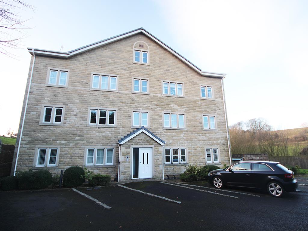 2 bedroom flat SSTC in Foulridge, Colne - IMG_0897.jpg